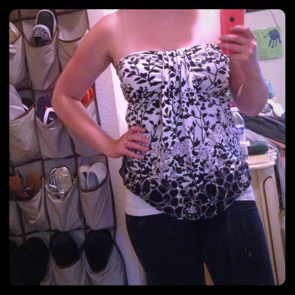 Black and white tube top