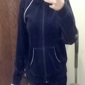 Black Sweatshirt