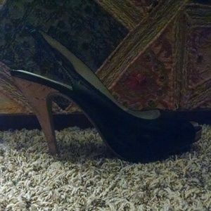Shoes that just do not fit. I'm willing to negotia
