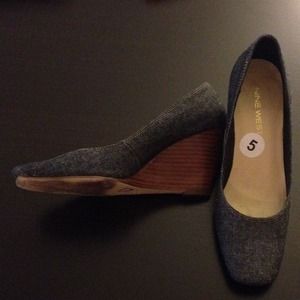 Cute wedge heal!!