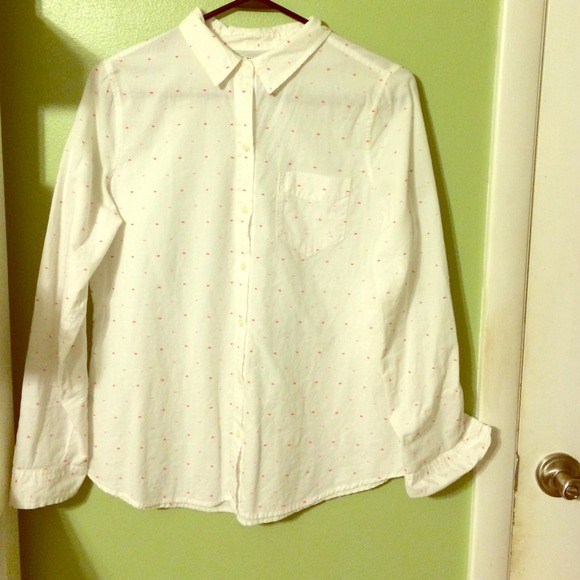 Old navy white & pink polka dot button down