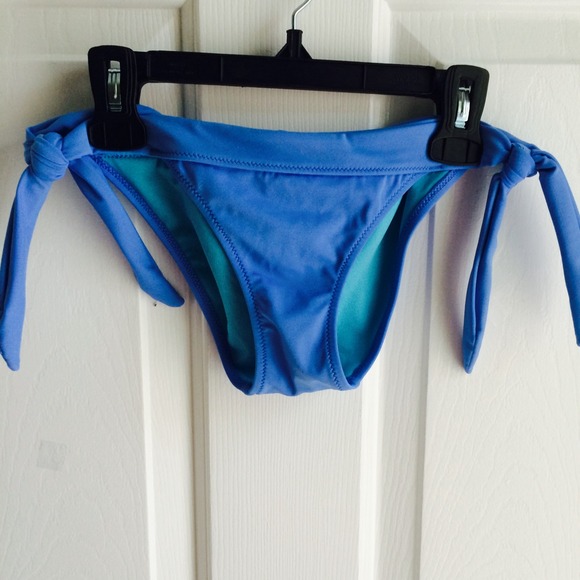 BRAND NEW VS Bottom Grew out of it :( semi cheeky