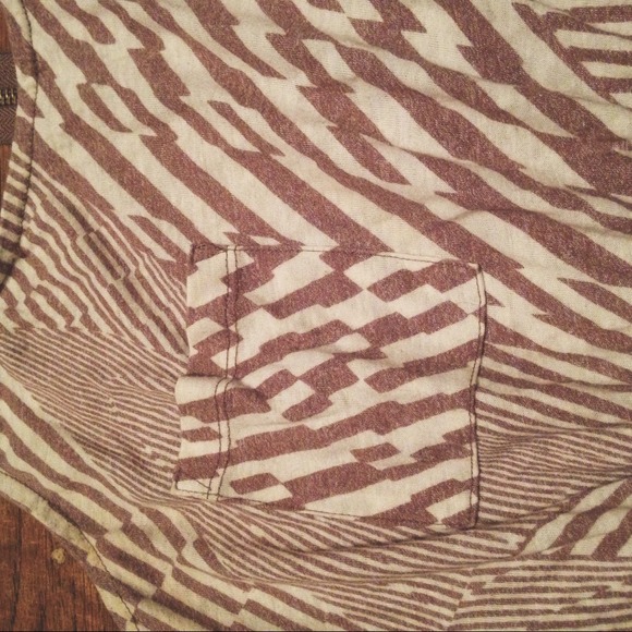 F21 Striped Razor Back tunic - Picture 3 of 3