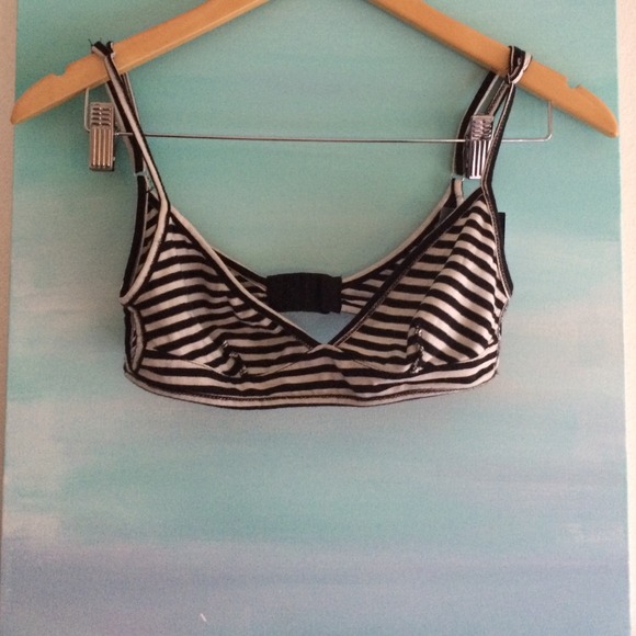 Brandy Melville Bralette
