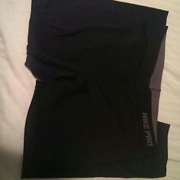 Nike Pro leggings