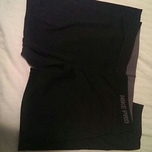 Nike Pro leggings