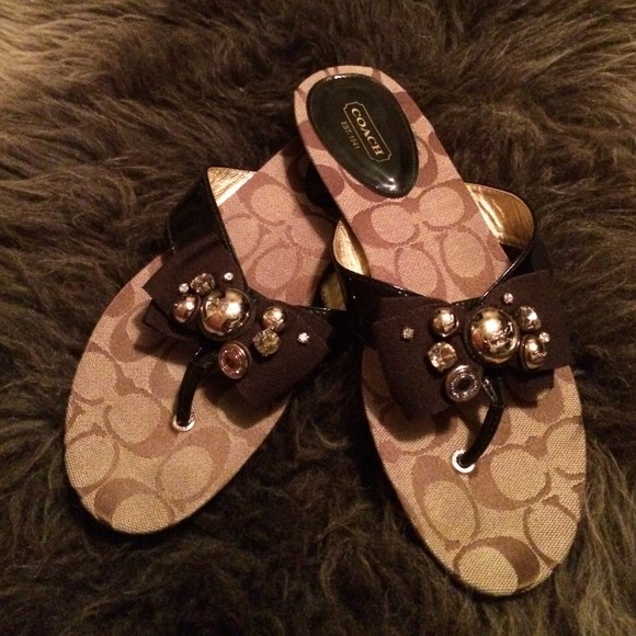 COACH brand brown flip flop style shoe
