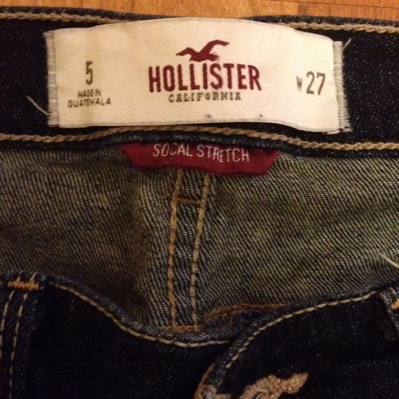 Hollister Dark Wash Shorts - Picture 2 of 3