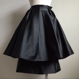 Jaeger Satin High-Waisted Flounce Skirt Size 0 XXS
