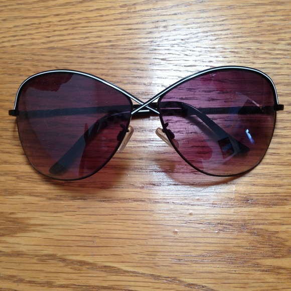 Jessica Simpson Accessories - Black white jessica simpson sunglasses
