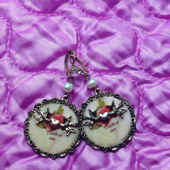 Betsey Johnson earrings!