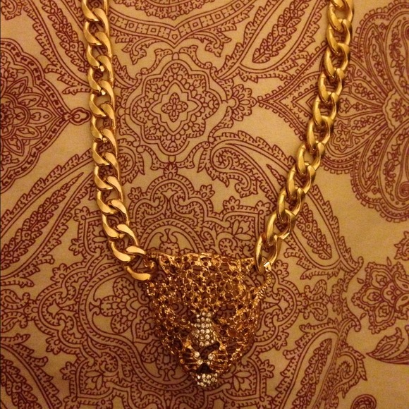 Leopard head necklace 🐯