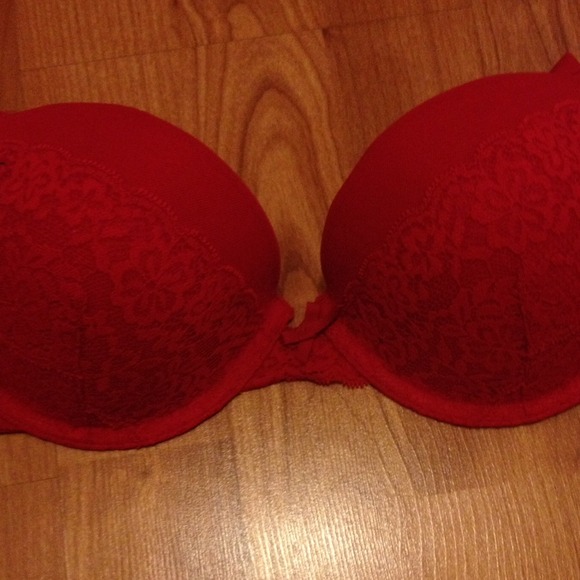 Gilly Hicks Red Lace Lightly Lined Demi Bra - Picture 2 of 4