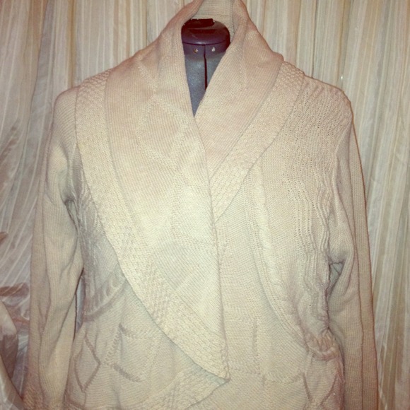 Cardigan sweater