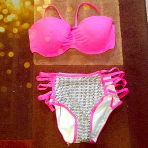 VS bathing suit bundle 💘🎀