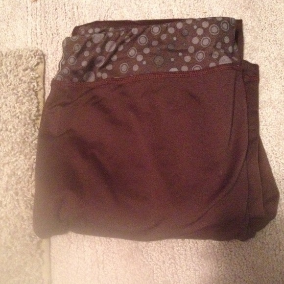 yoga pants