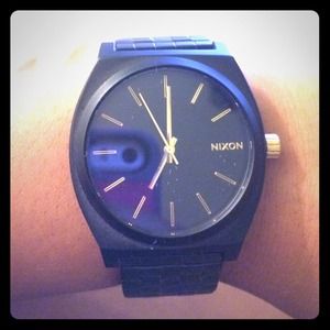 Nixon Watch