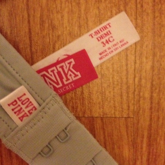 Victoria's Secret PINK T-Shirt Demi Bra - Picture 2 of 3