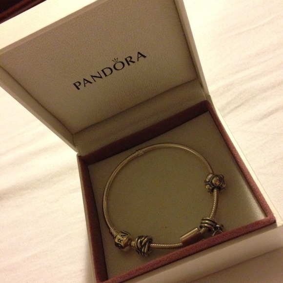 Pandora Bracelet Box - Perfect Condition!