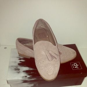 Dolce Vita beige oxfords