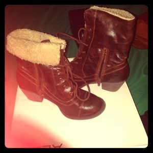 Aldo boots with fur !