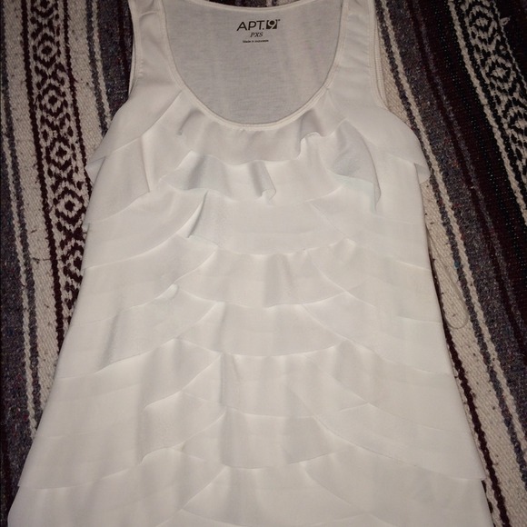 White ruffled tank too