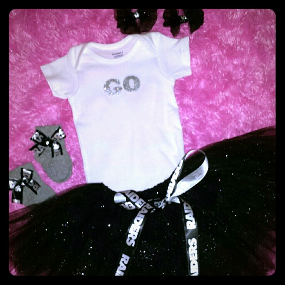 ♡ Little girls out fit! ♡