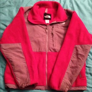 Northface Crimson & Grey Denali Jacket-Womens (M)