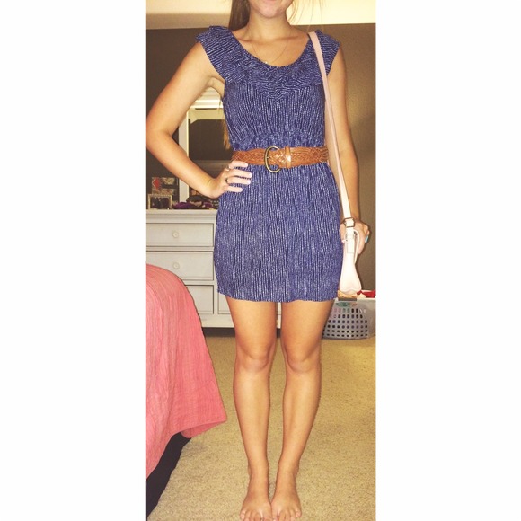 Navy patterned dress!