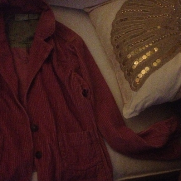 Blazer - Picture 2 of 3