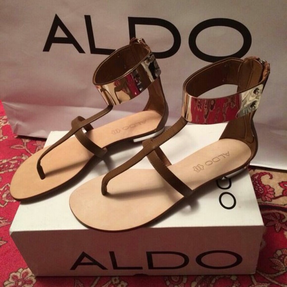 Brand new aldo sandal