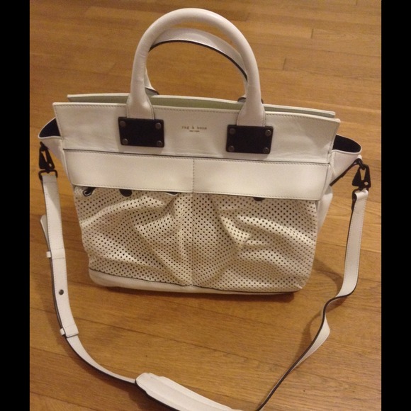 SALE ⚡️ Rag and Bone Large Perforated Pilot Bag - Picture 3 of 4