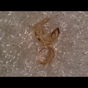 Caged rings bundle