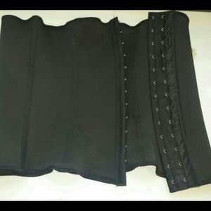 Waist cincher and buttlifter