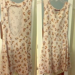 Brandy Melville summery dress
