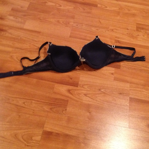 Gilly Hicks Blue and Green Stripe Bra - Picture 2 of 3