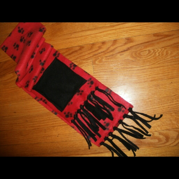 Puppy lover's Handmade Dog walking scarf - Picture 2 of 4