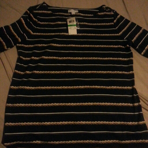 ***Brand new** Navy blue top