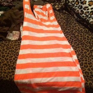 Size S orange tank