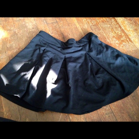 Forever 21 skater skirt