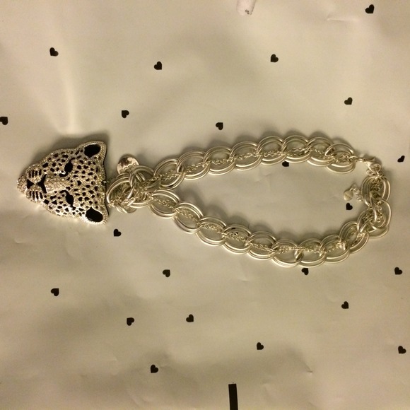 Large statement tiger necklace - Picture 2 of 2