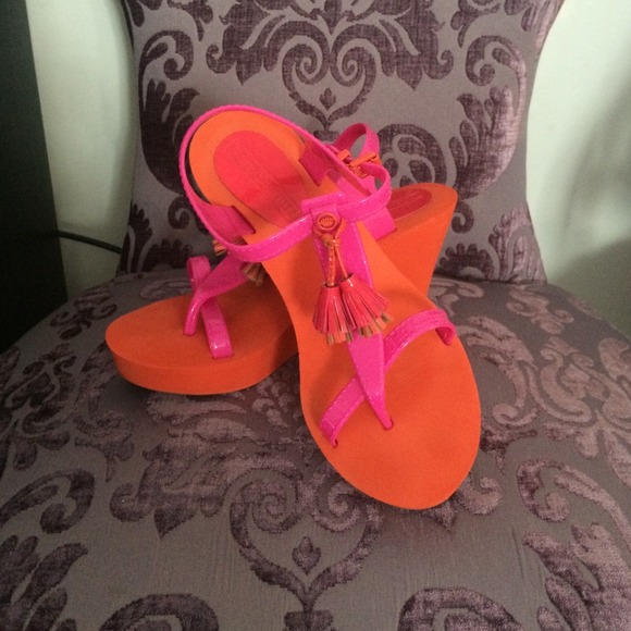 Juicy Couture Wedges , size 8