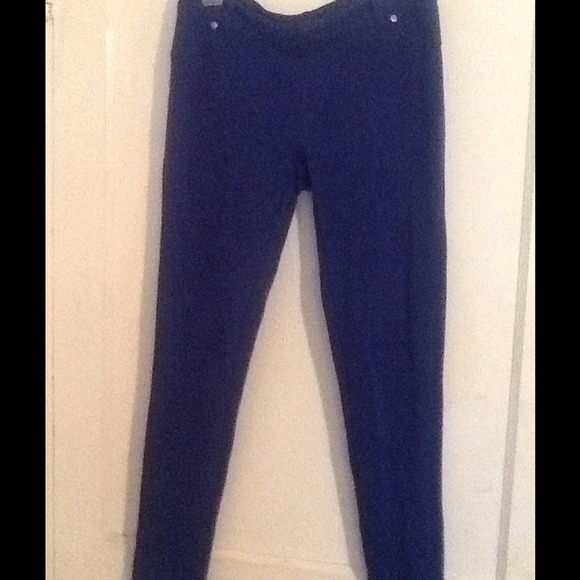 Navy blue skinny jeans