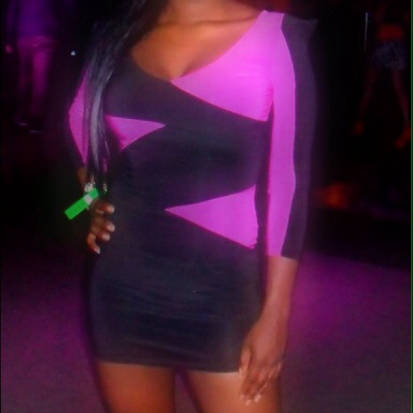 Little black and purple dress😍