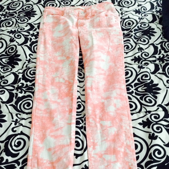 Pink wash skinny jeans