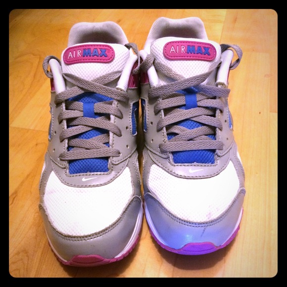 Air max 90's. Size 9. Barely warn.Practically new