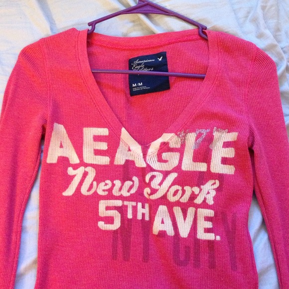 American eagle v neck long sleeve shirt - Picture 2 of 3