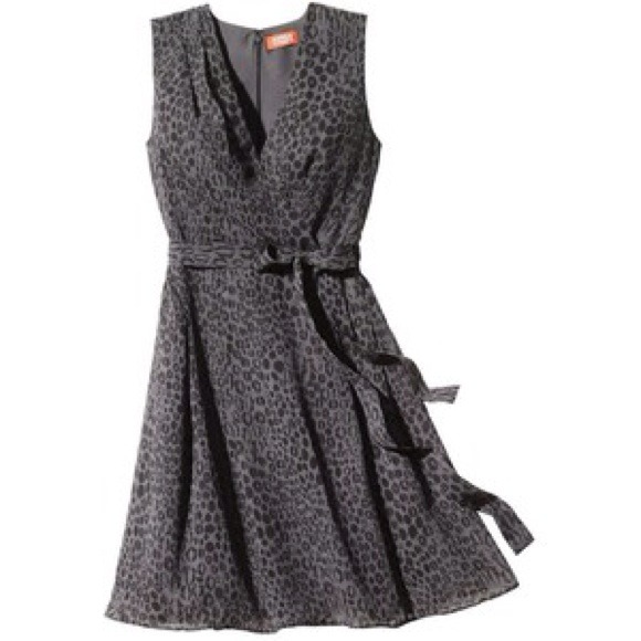 Dresses & Skirts - Beautiful dress by Kirna Zabete for Target size 10