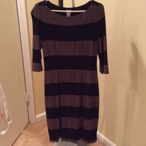 🚫sold🚫Cache gold glittery and black stripe dress