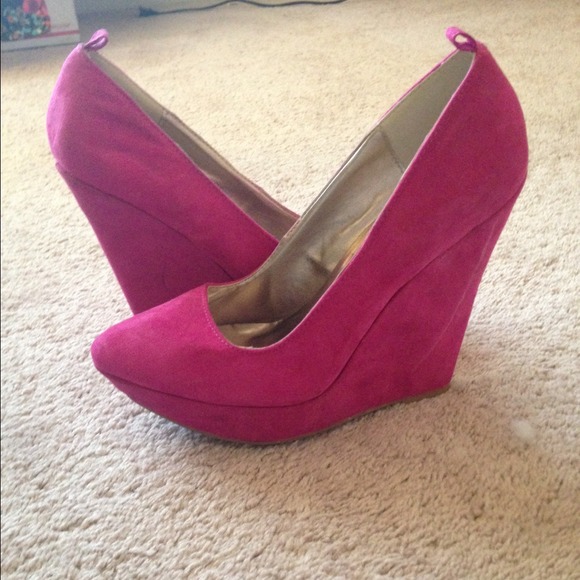 Qupid Shoes - Qupid Pink Wedges
